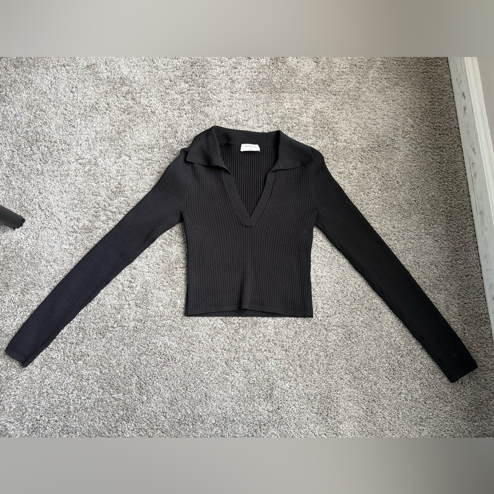 Babaton Cropped Black Ribbed Long Sleeve Fitted Top